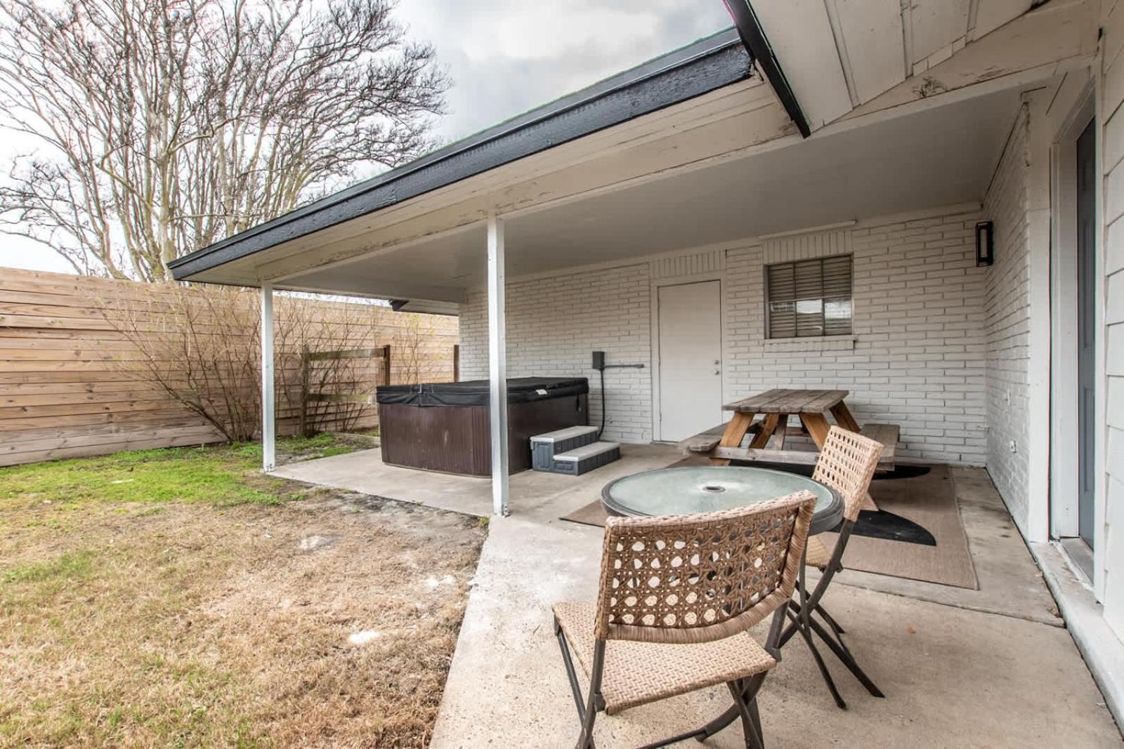 Oceanfront Retreat 2 Homes For 29-guests Corpus Christi