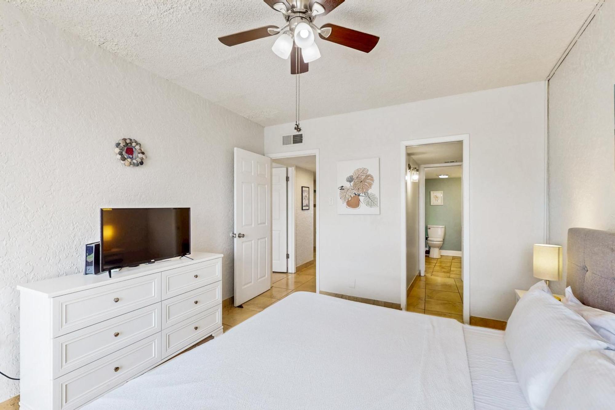 Fairways #204 Apartment *