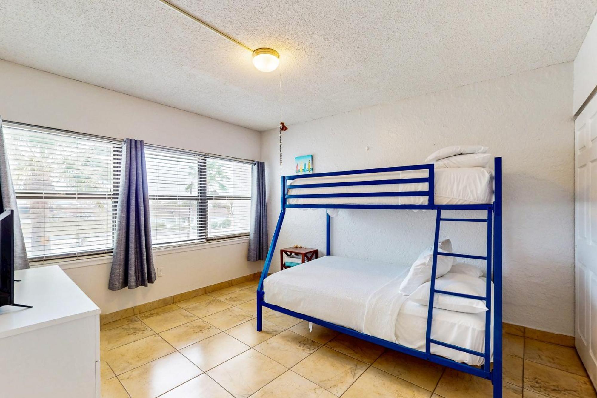 Fairways #204 Apartment *