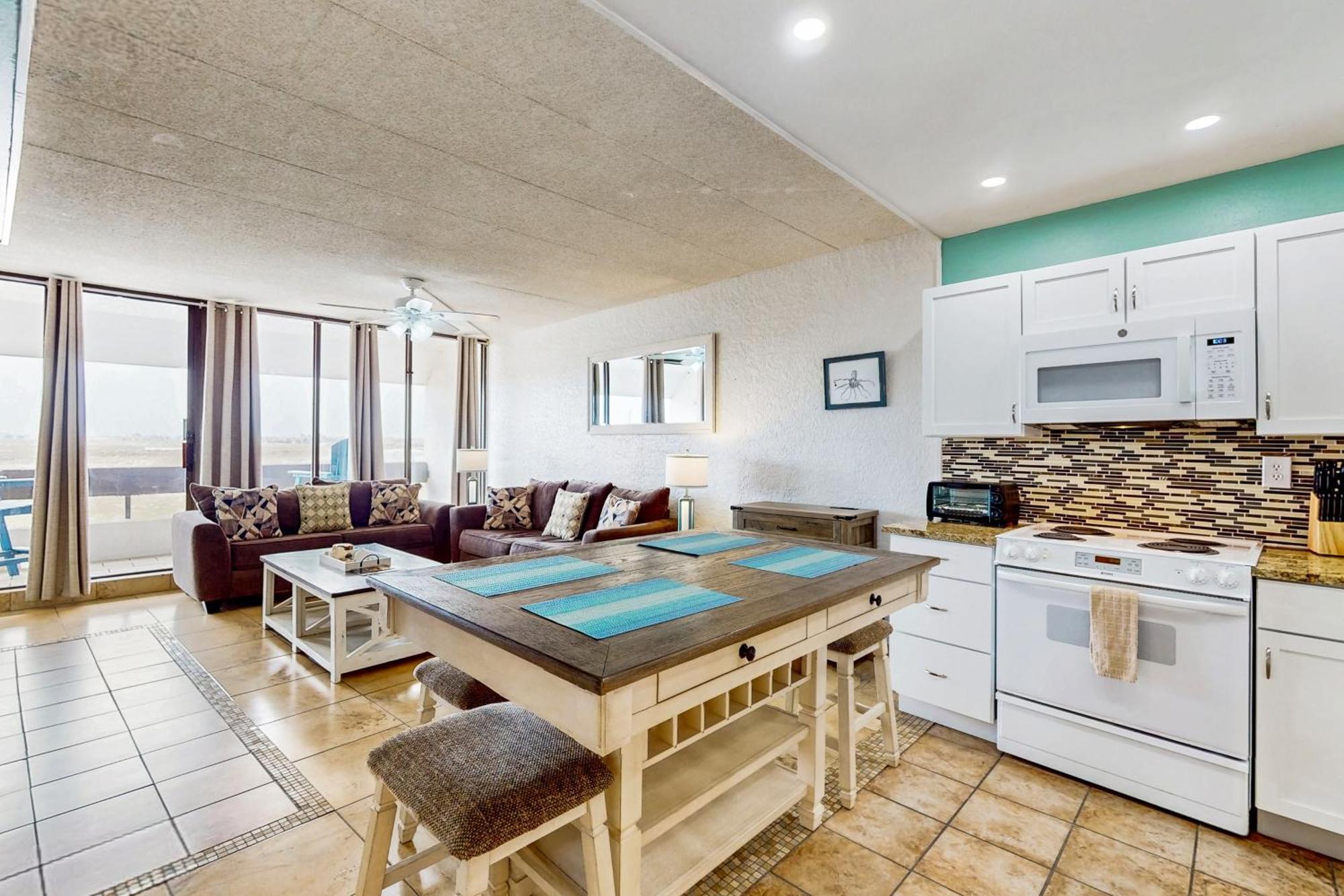 Fairways #204 Apartment *