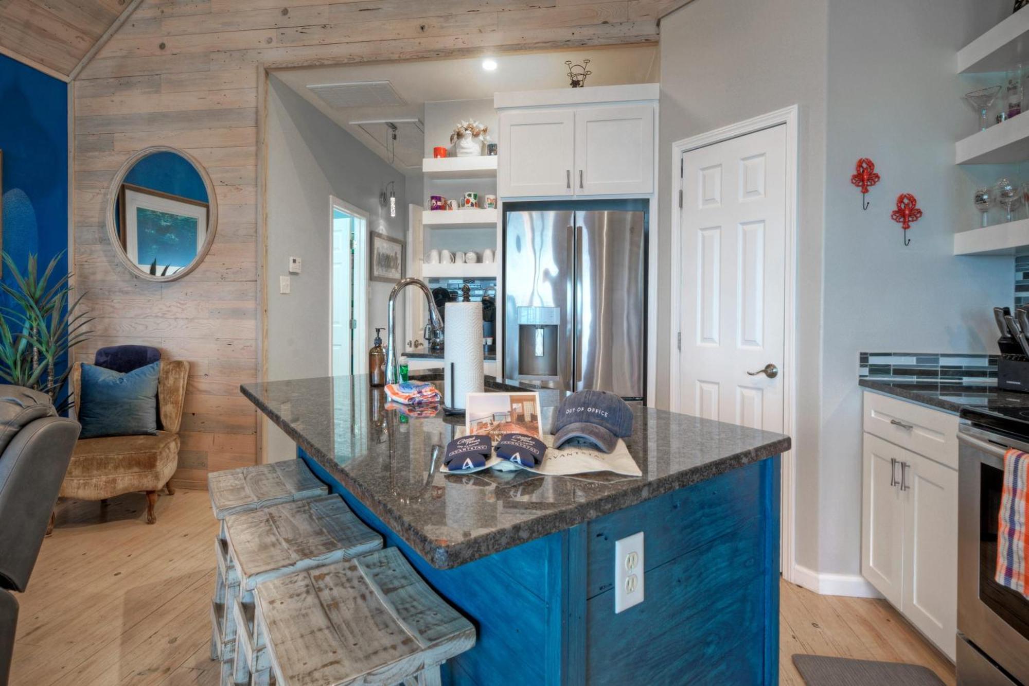 Fins And Feathers By Avantstay Waterfront Views Holiday home