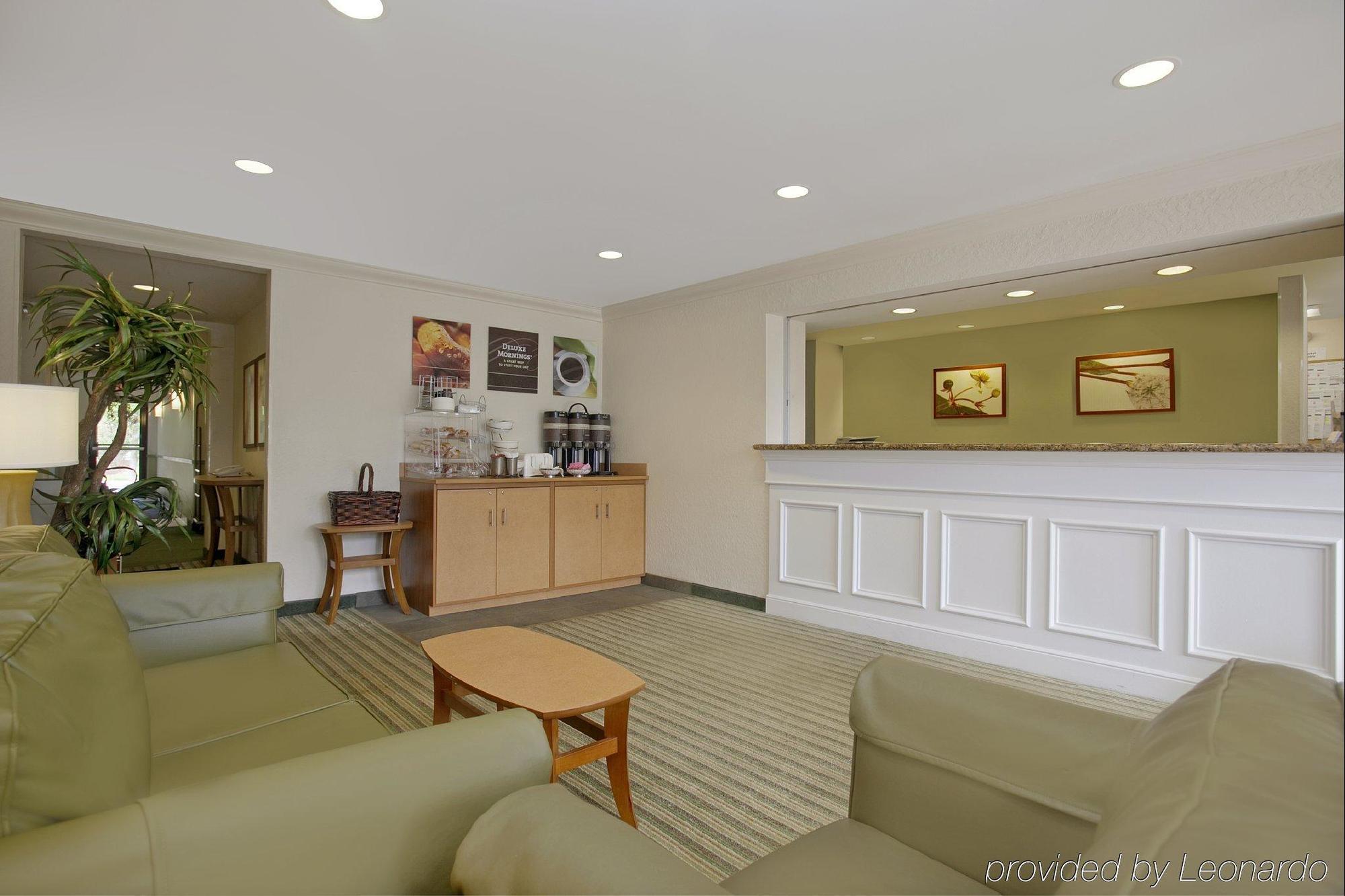 Hotel Extended America - - Staples 2*