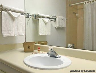 Fairbridge Express Hotel