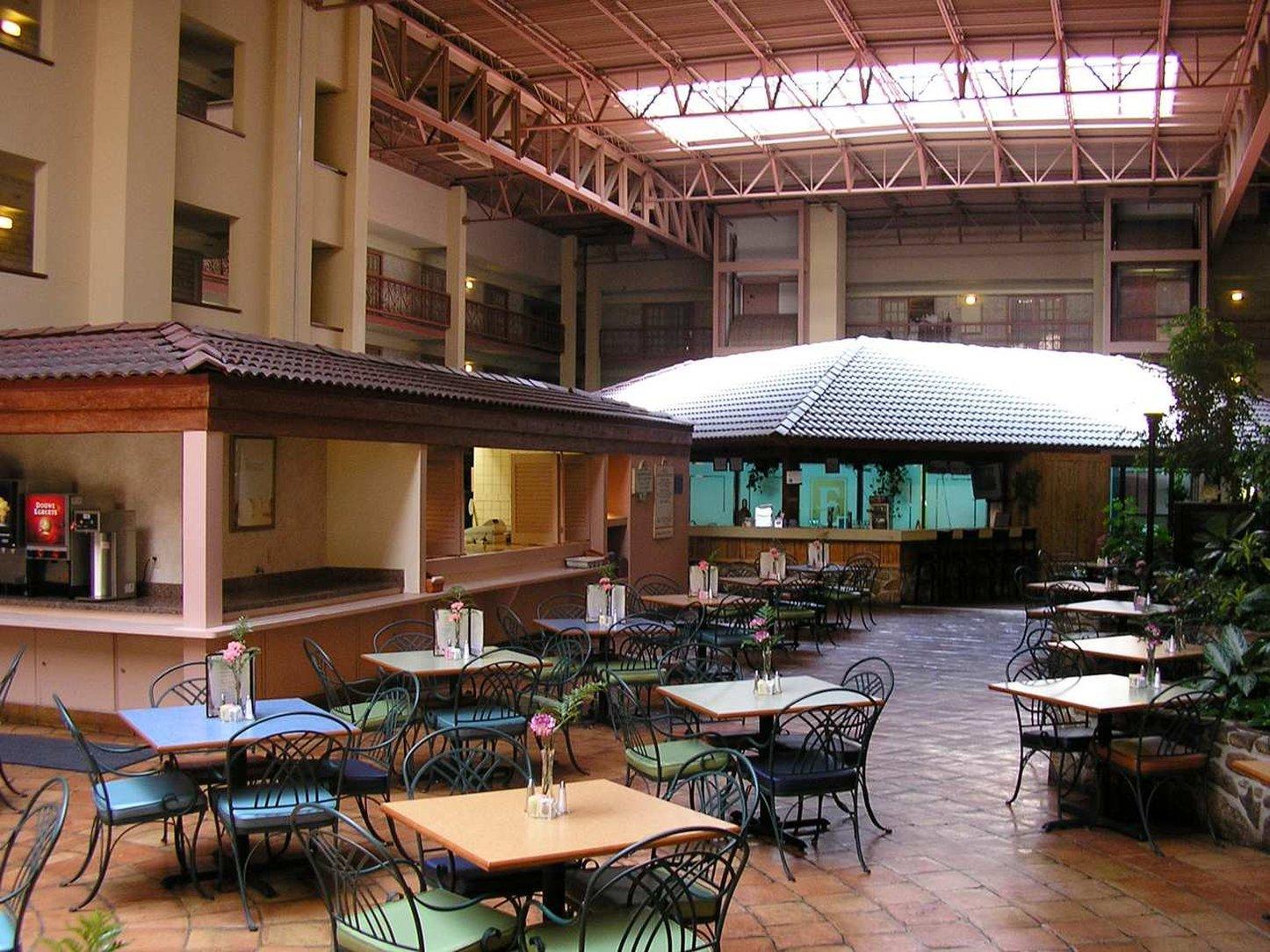 Hotel Embassy