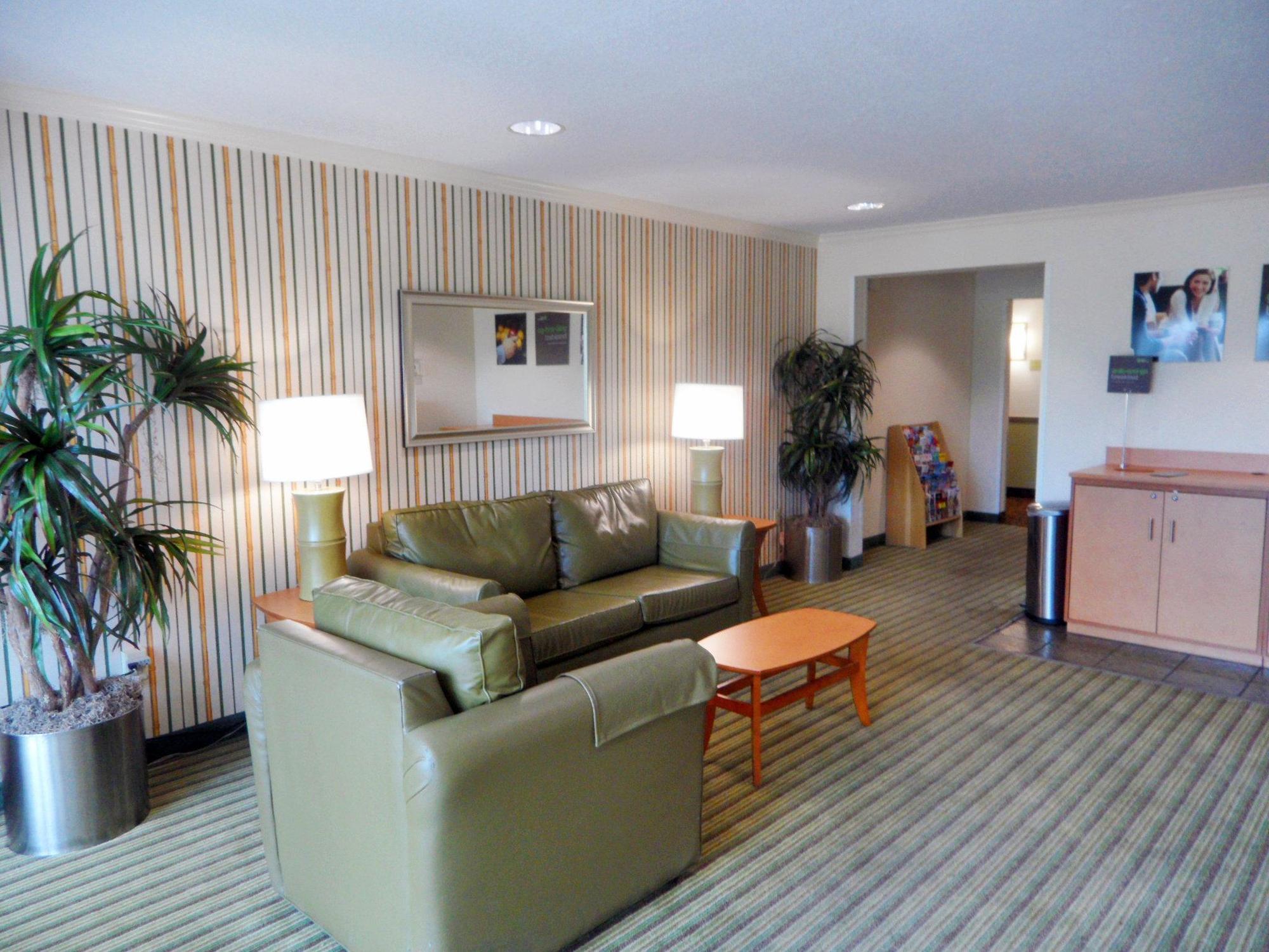 Hotel Extended America - - Staples 2*