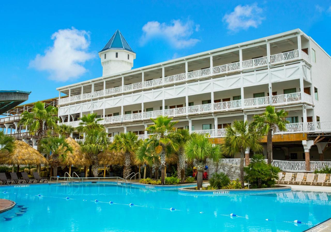 Waves Hotel