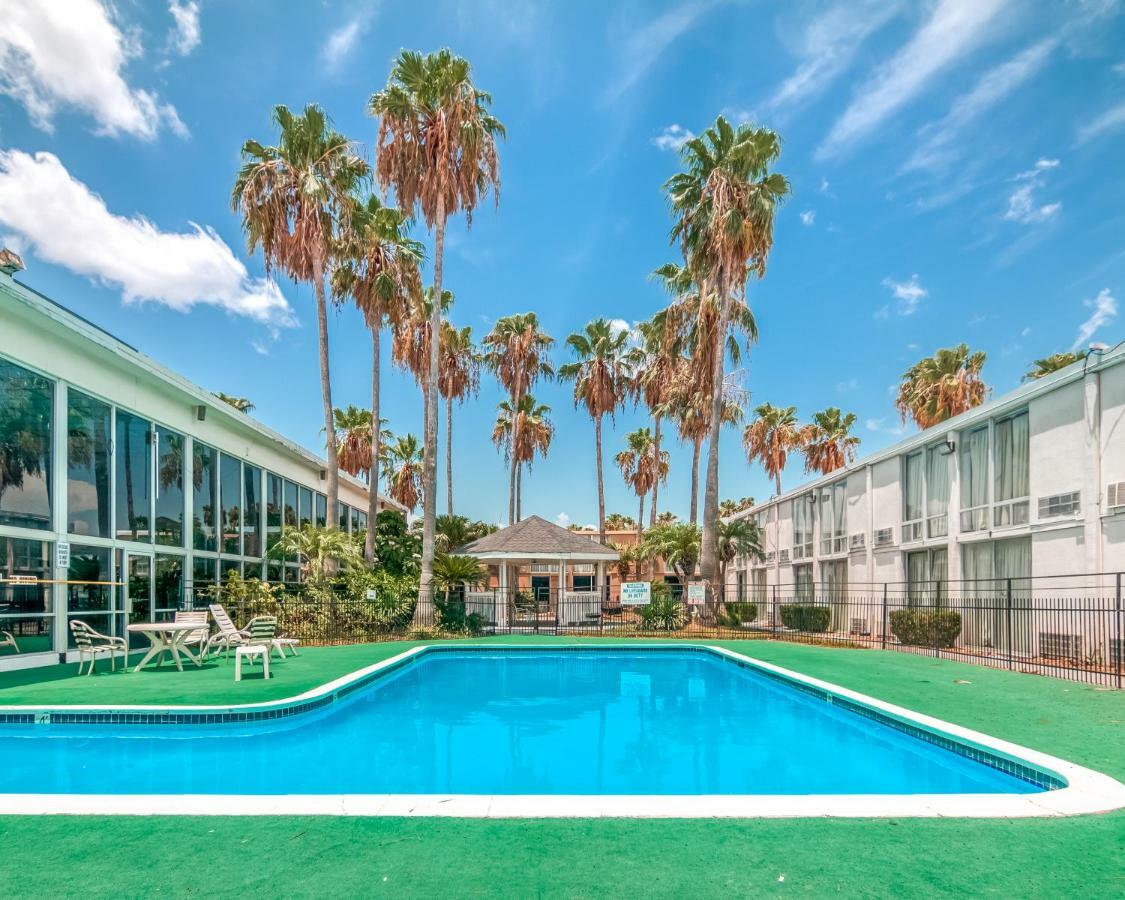 Fairbridge Express Hotel
