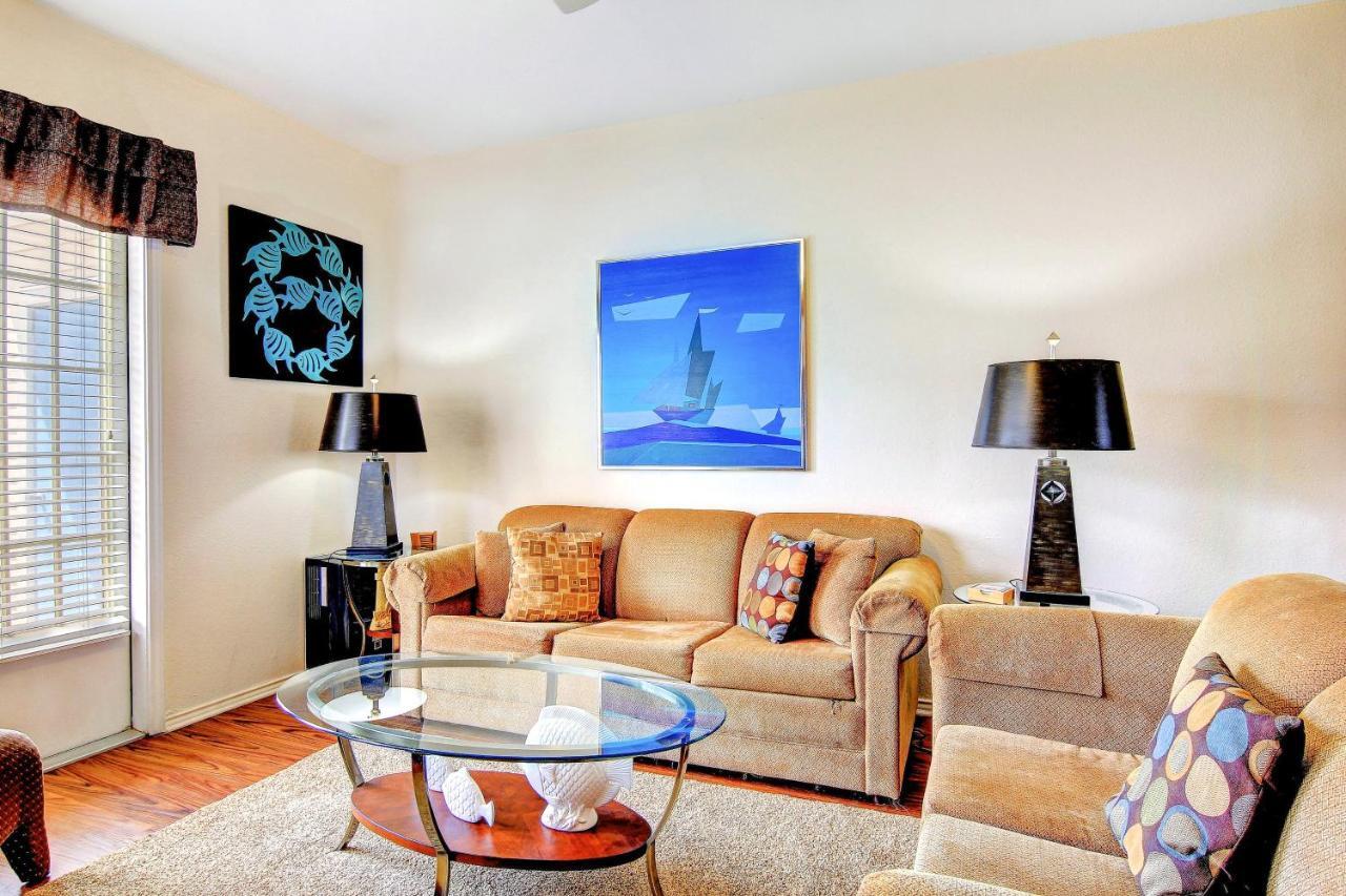 Club Apartment Corpus Christi