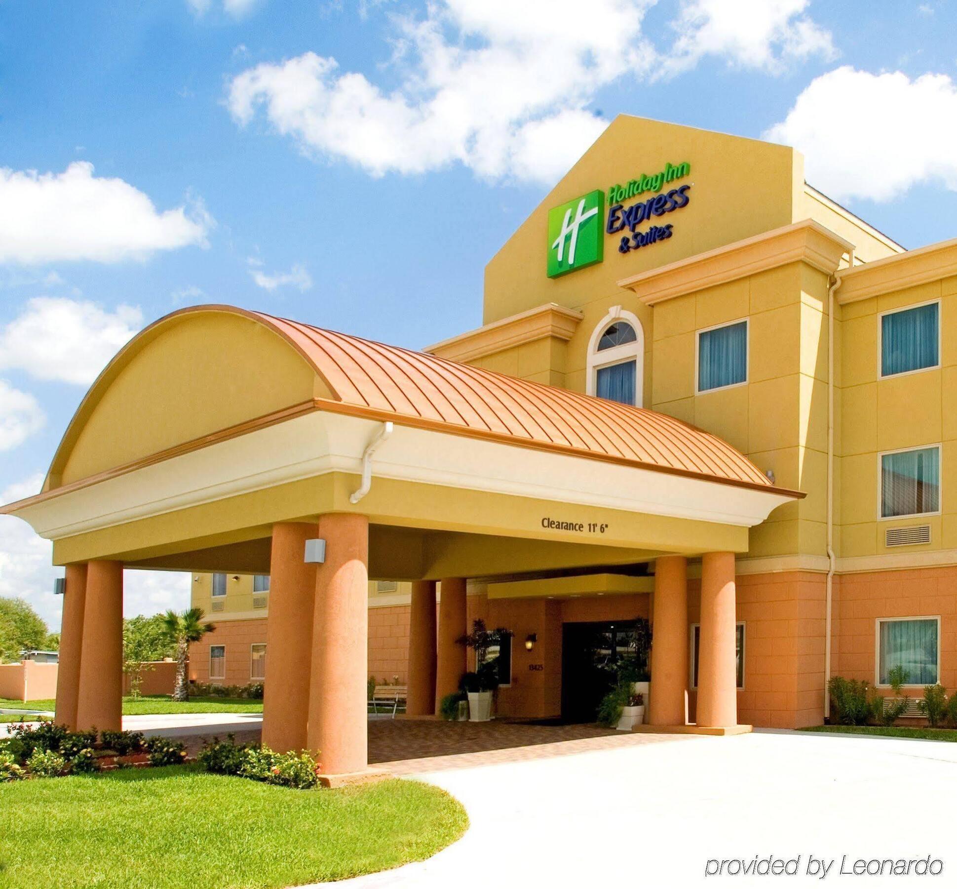 Express & Suites, Nw, Calallen By Ihg Hotel 3*