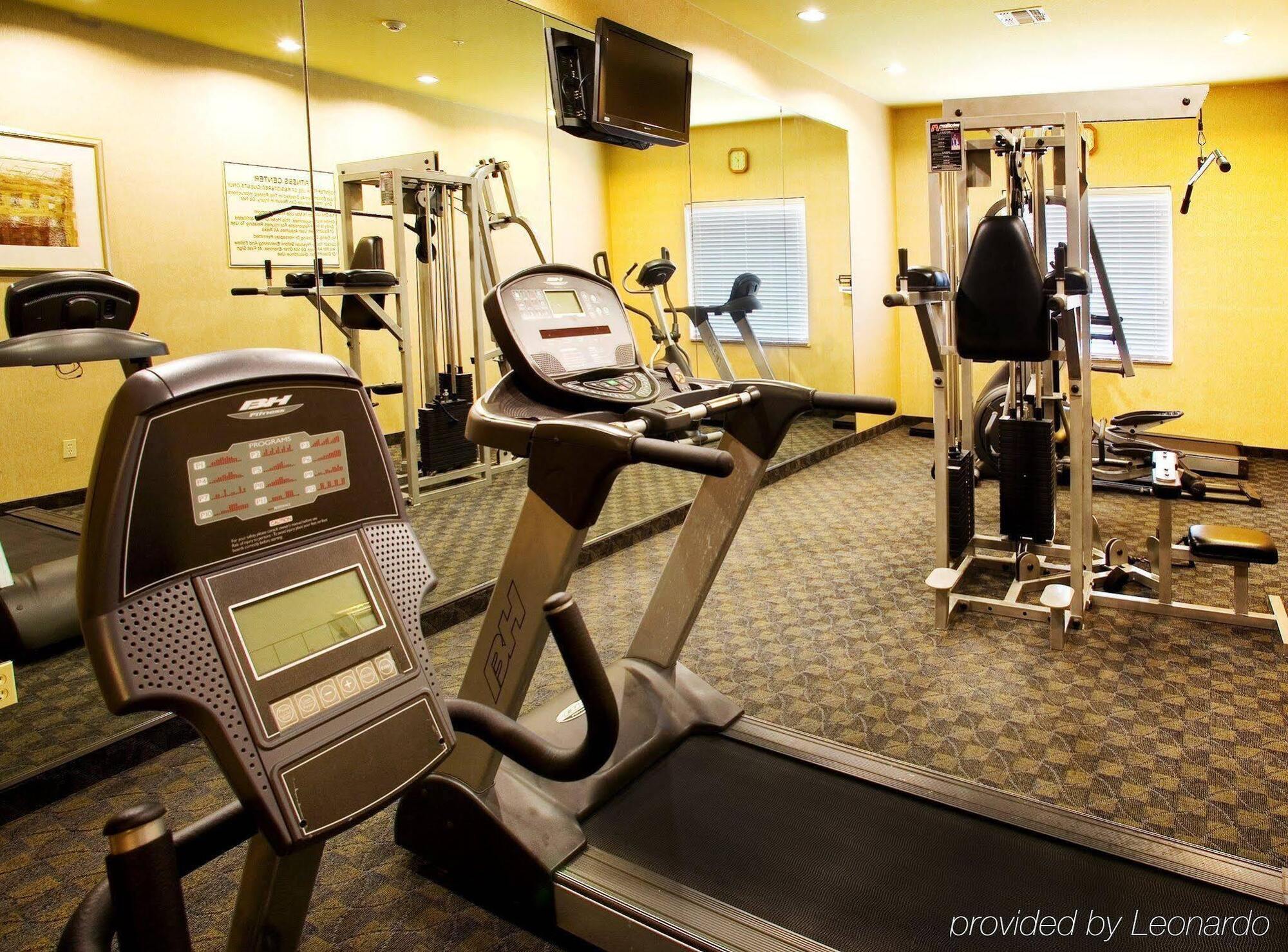 Express & Suites, Nw, Calallen By Ihg 3*