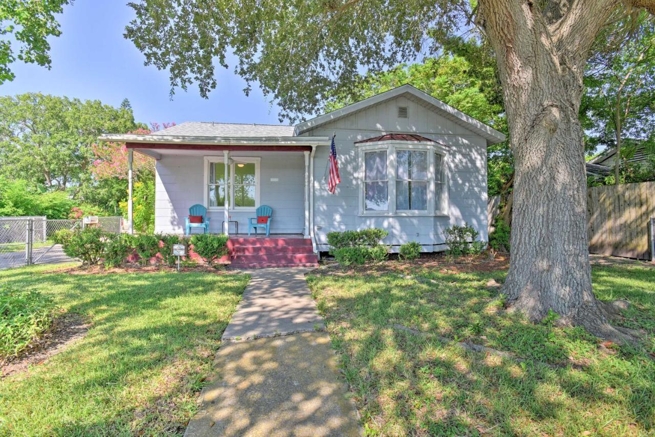 Holiday home Vintage - 2 Blocks From Beach! *