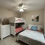 Barefoot Bungalow - Pet Friendly- 2 Bdrm Townhome