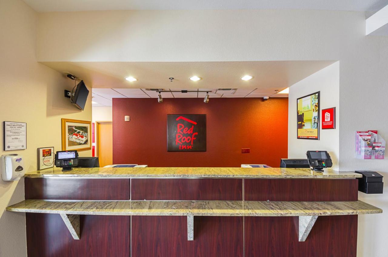 Hotel Red Roof &