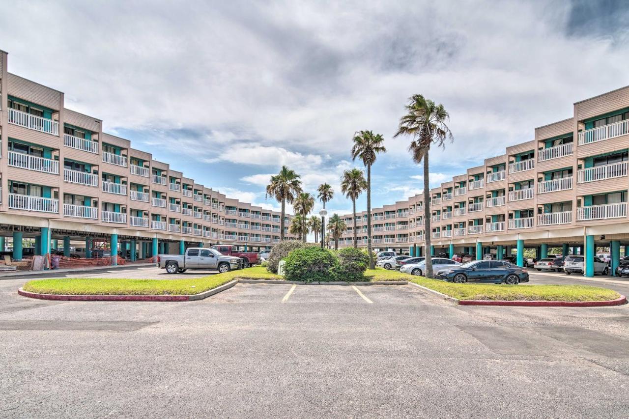 Beach Balcony, Pool Access, Steps To Shore! Corpus Christi