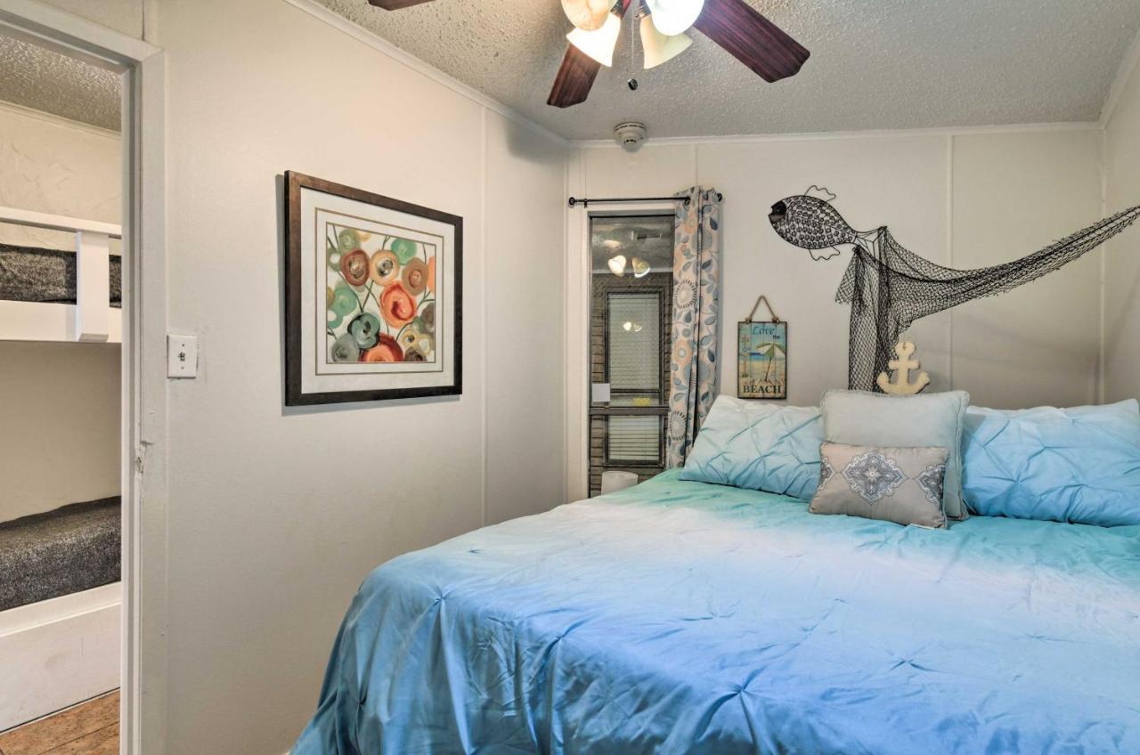 Beach Balcony, Pool Access, Steps To Shore! Apartment *