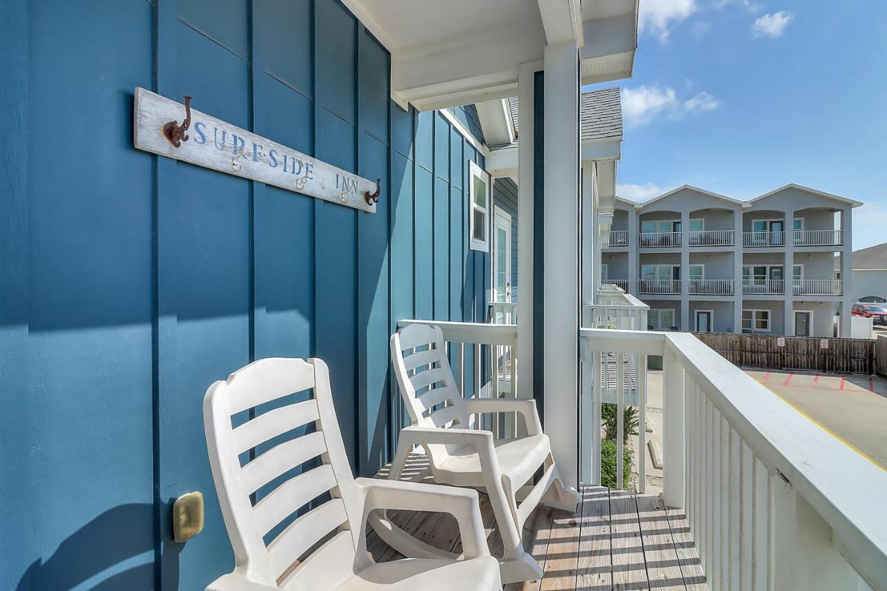 Seaside Paradise *
