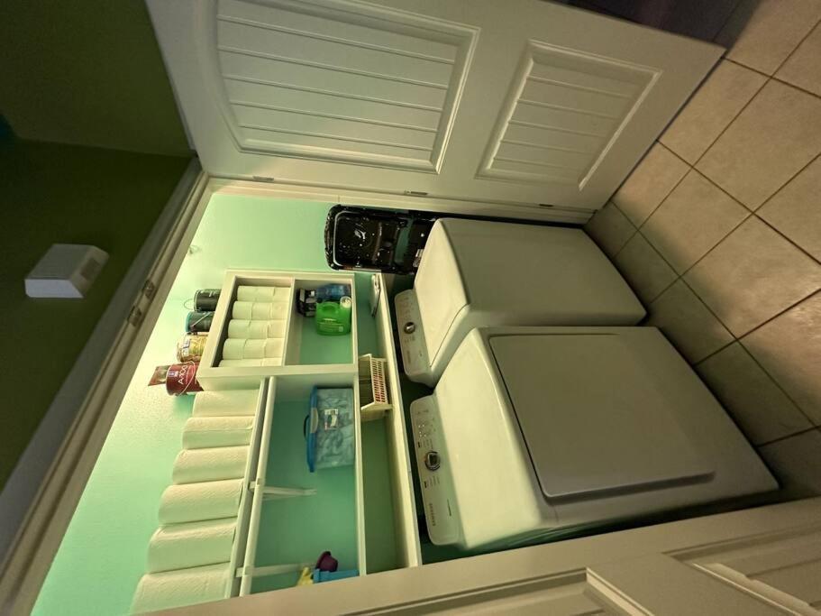 Barefoot - Pet Friendly- 2 Bdrm Townhome * Corpus Christi