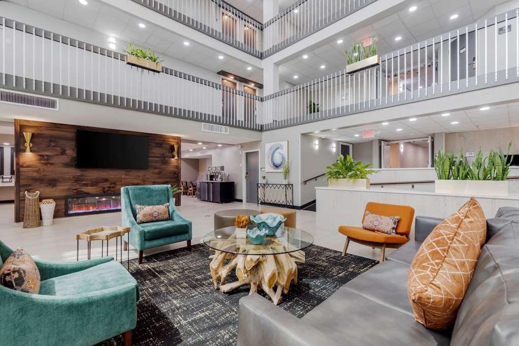 Hotel Western Airport *