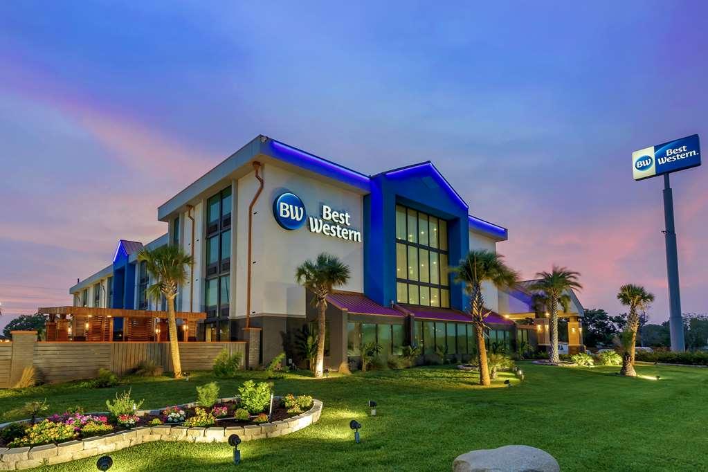Western Airport Corpus Christi