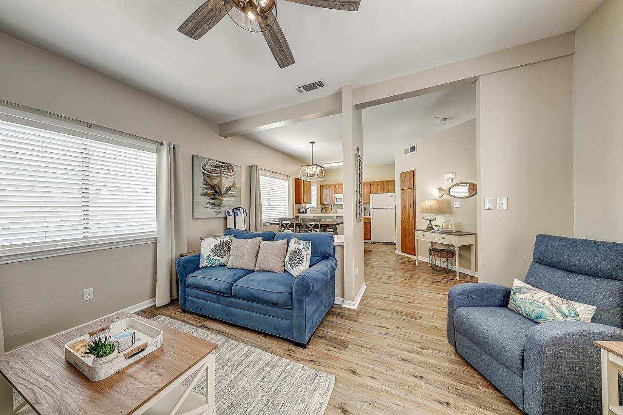 Leeward Isles 207 *
