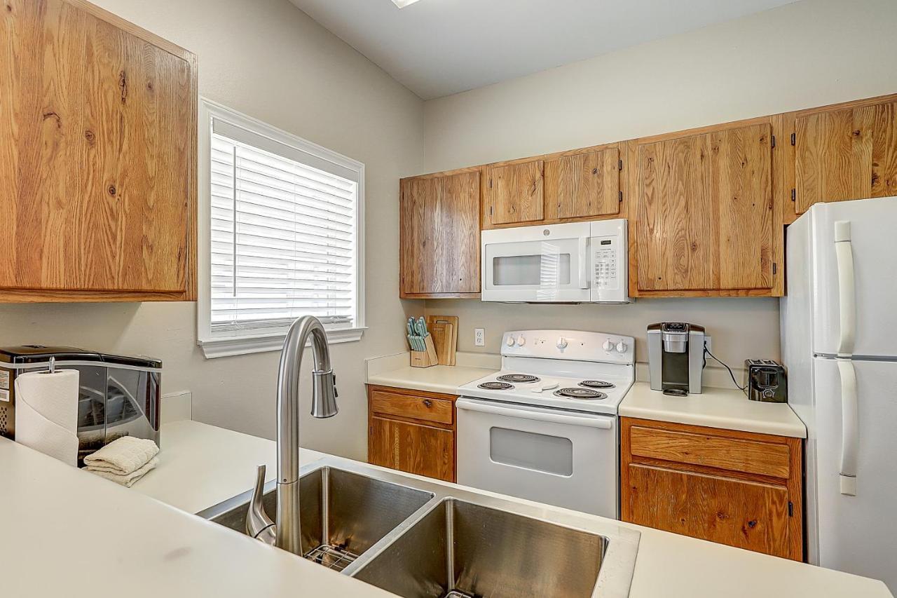 Leeward Isles 207 Apartment *