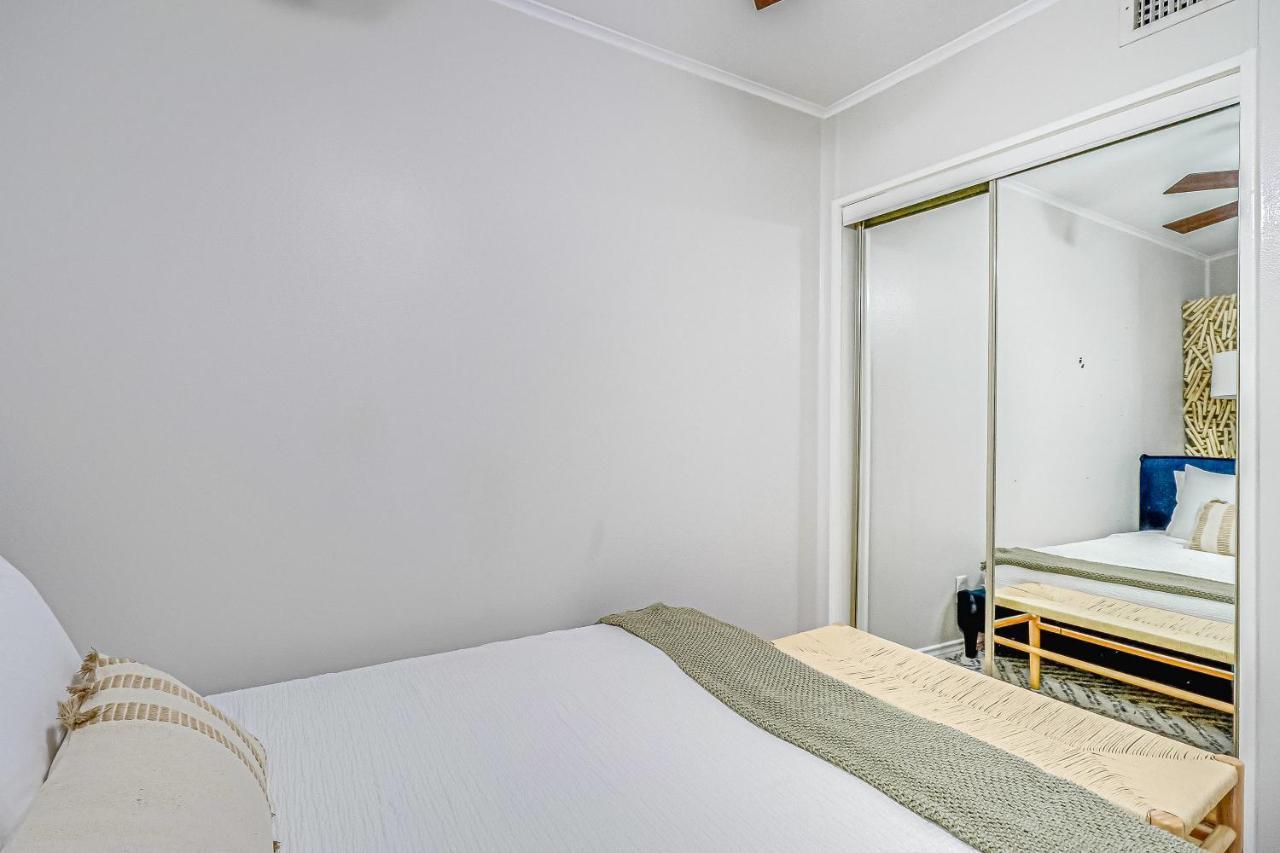 Apartment Del Sol 2111 *