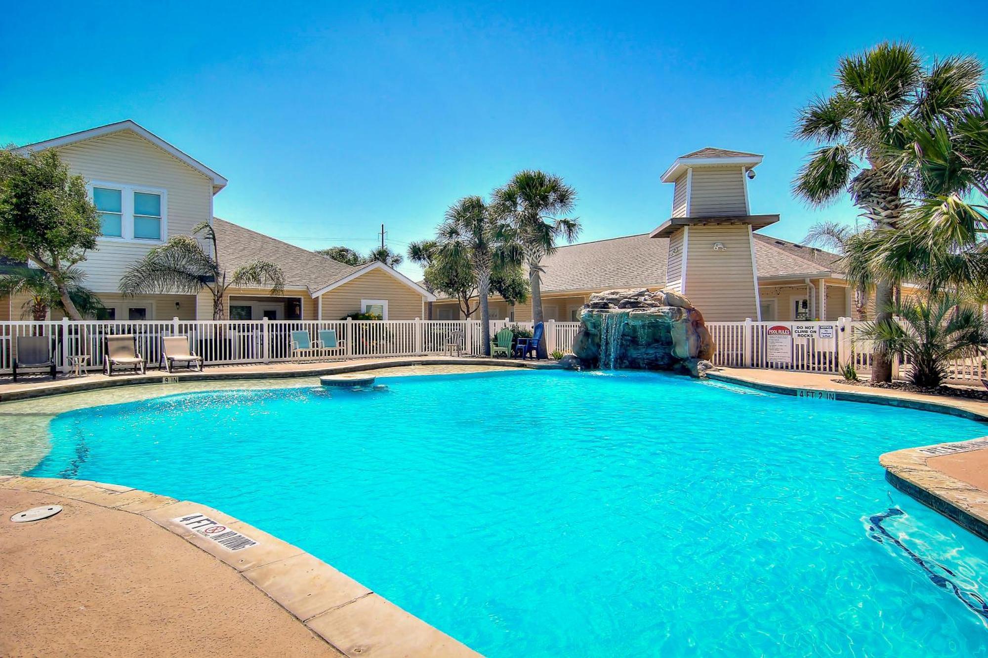Palm Bay 306 *