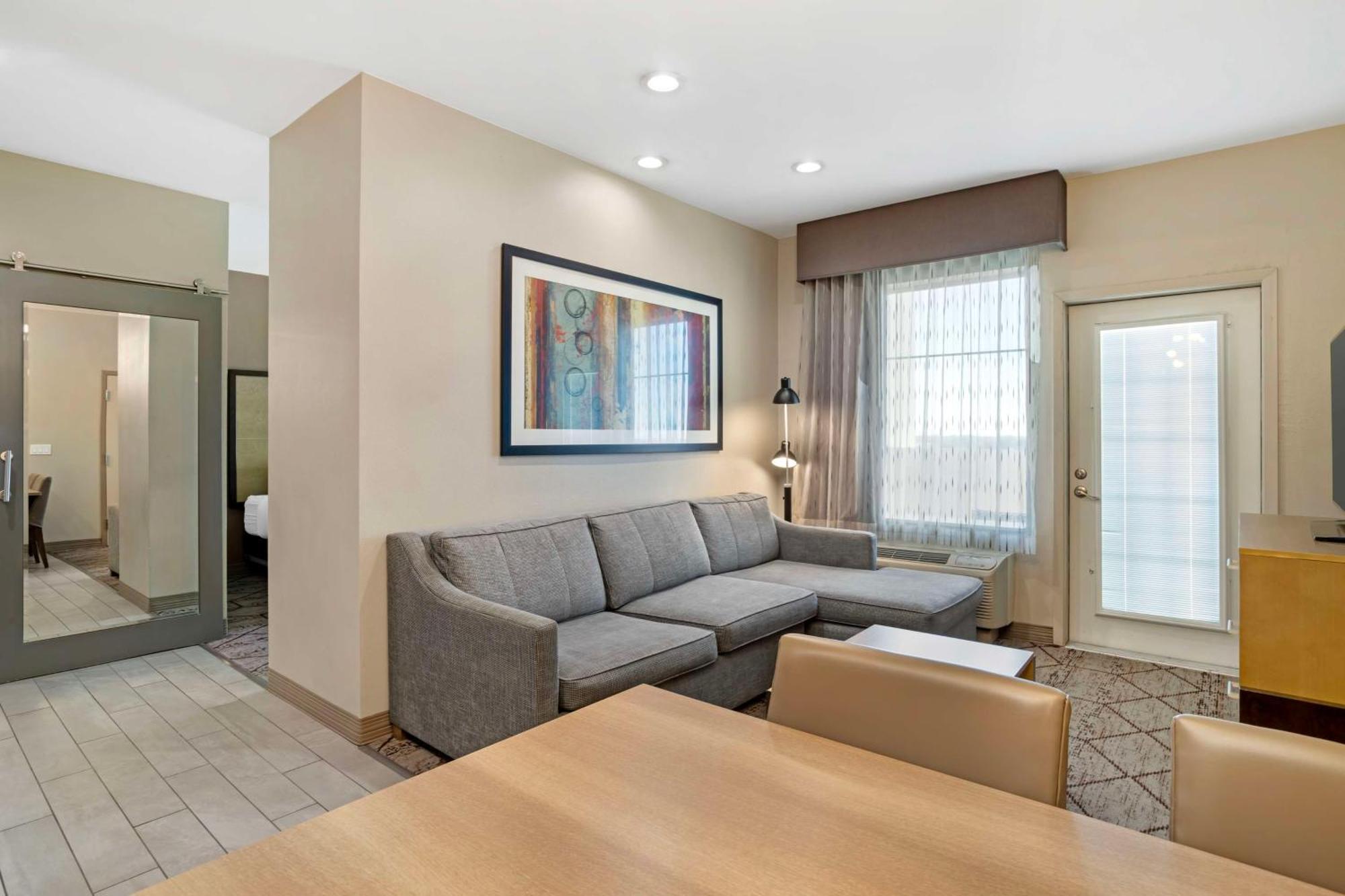 Western Executive Residency Ih-37 Corpus Christi