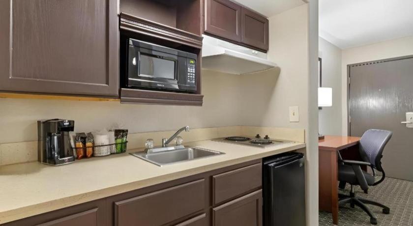 Western Northwest & Hotel Corpus Christi