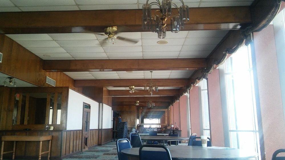 Bayfront Motel 3*
