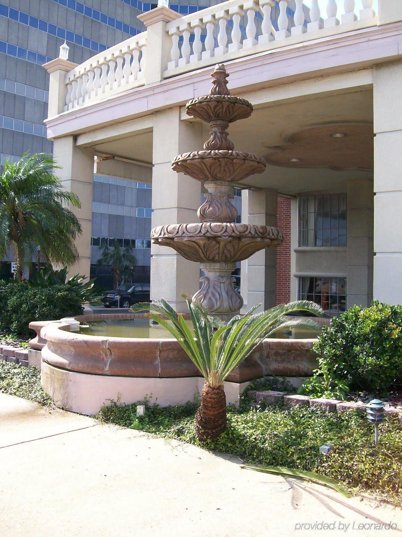 Bayfront Motel 3*