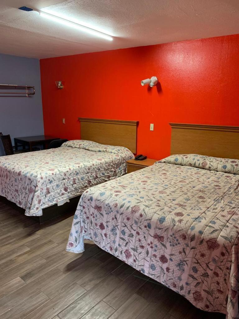 Hotel Economy 2*