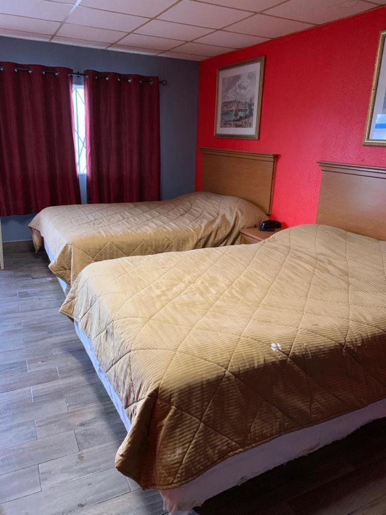 Hotel Economy 2*