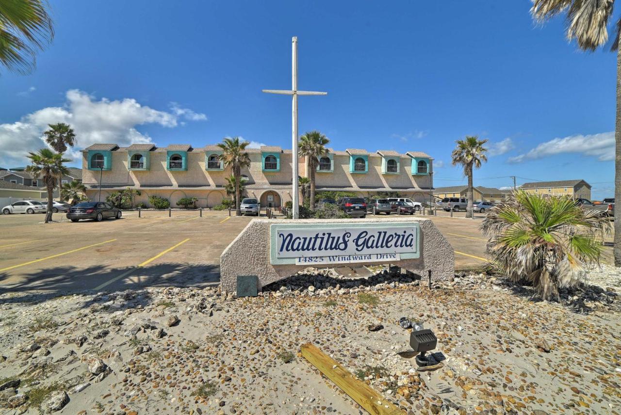 With Pool Walk To The Beach! * Corpus Christi