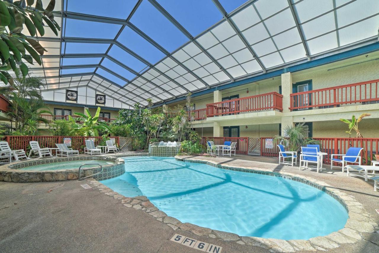 With Pool Walk To The Beach!